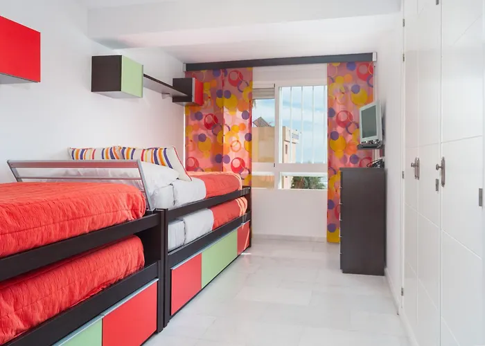 Torremolinos 5 Rooms Junto Al Mar